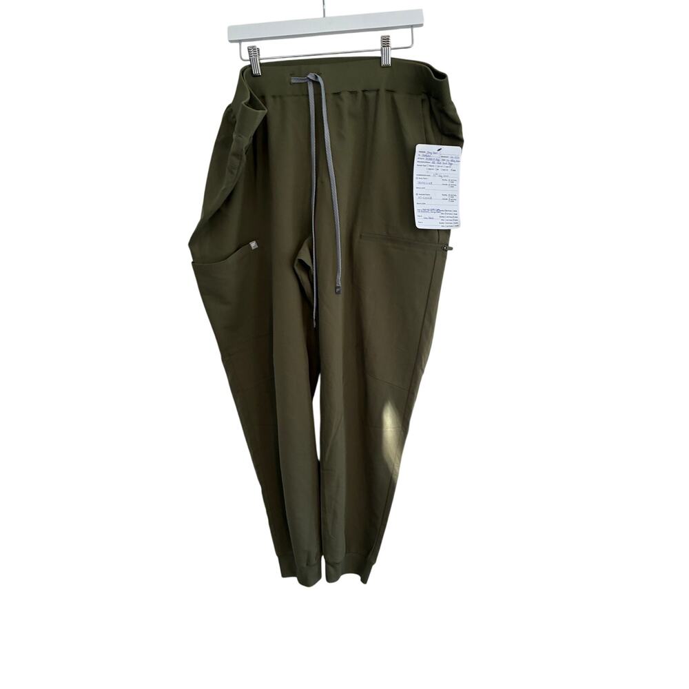 Fabletics NWOT Mens 2X All Shift Scrub Jogger Medical READ